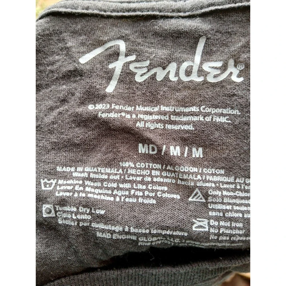 Fender Womens Black Graphic T-Shirt Size Medium Casual Music Guitar Rock N Roll